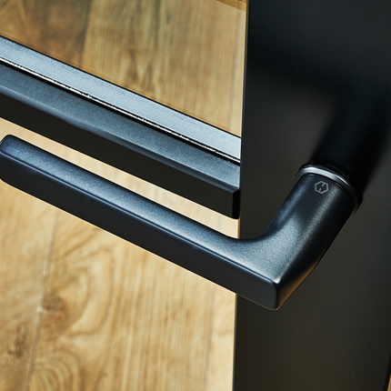 Manhattan Charlton Handle
