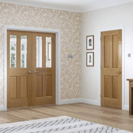 Oak Malton With Clear Bevelled Glass Unfinished Door